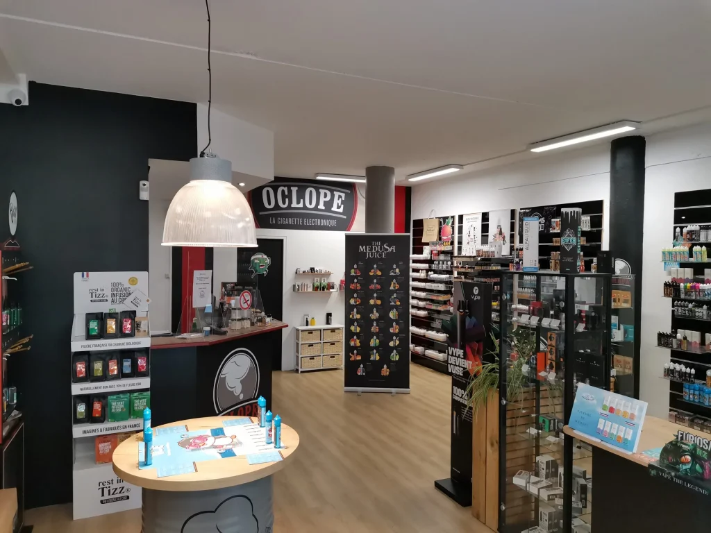 interieur boutique scaled storens